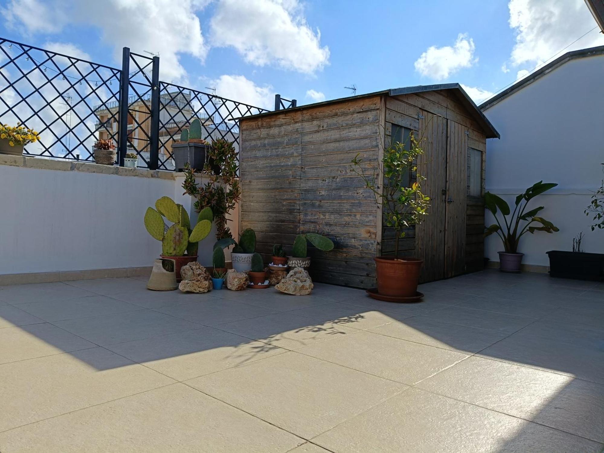 Terrazza 44 Apartment เลชเช ภายนอก รูปภาพ